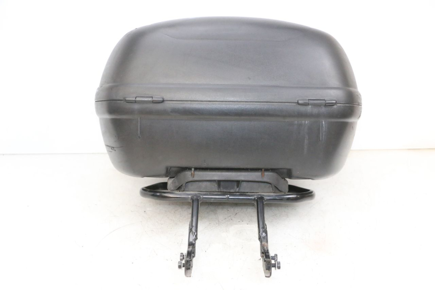 photo de TOP CASE PEUGEOT KISBEE 4T 50 (2010 - 2017) - Vue produit