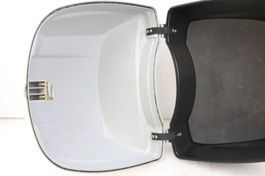 photo de TOP CASE KYMCO LIKE 125 (2009 - 2016) - État de surface