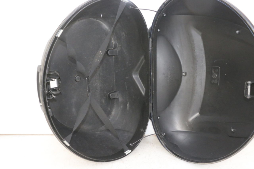 photo de TOP CASE PIAGGIO MP3 RL 250 (2006 - 2010) - Photo complémentaire