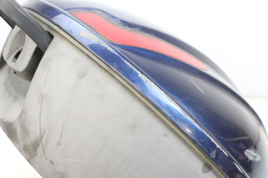 photo de TOP CASE PIAGGIO MP3 RL 250 (2006 - 2010) - Zoom état d’usage