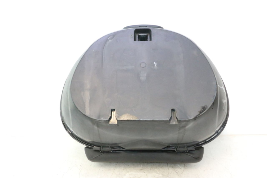 photo de TOP CASE PIAGGIO MP3 125 (2006 - 2014) - Zoom état d’usage