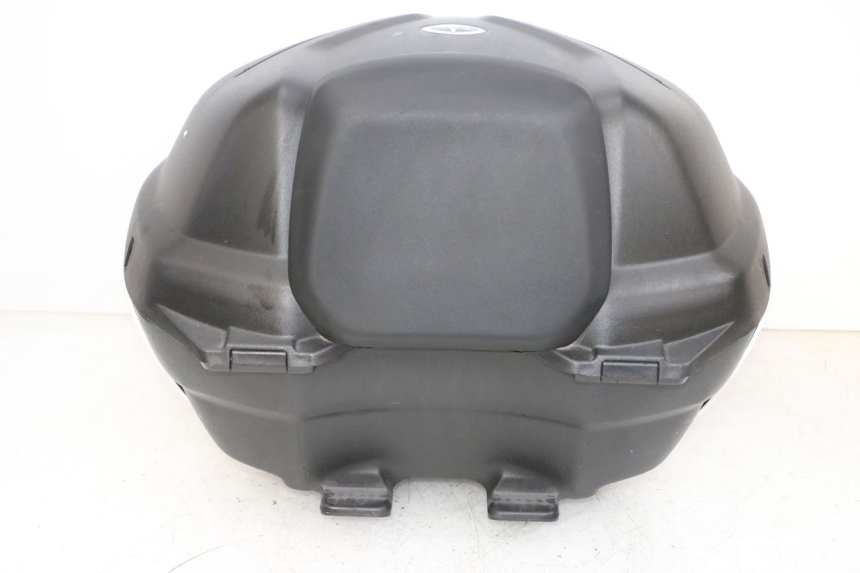 photo de TOP CASE YAMAHA NEO'S CORE 1 (2022 - 2026) - Inspection visuelle