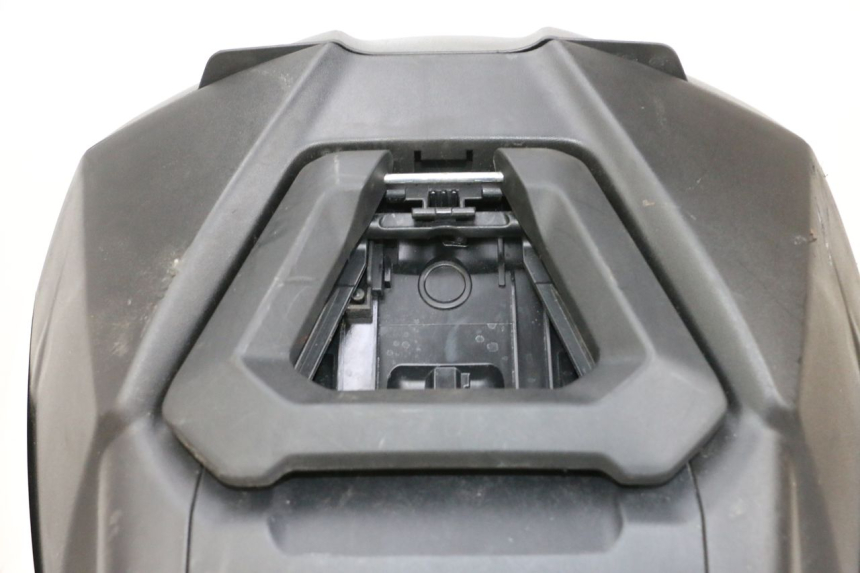 photo de TOP CASE YAMAHA NEO'S CORE 1 (2022 - 2026) - Autre angle de vue