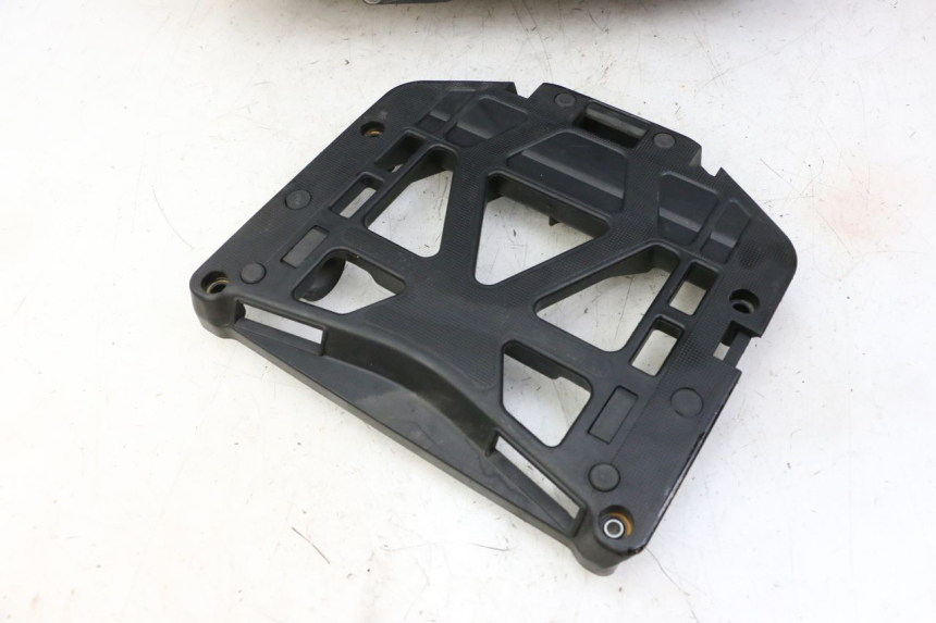 photo de TOP CASE HONDA NTV DEAUVILLE 650 (2001 - 2006)
