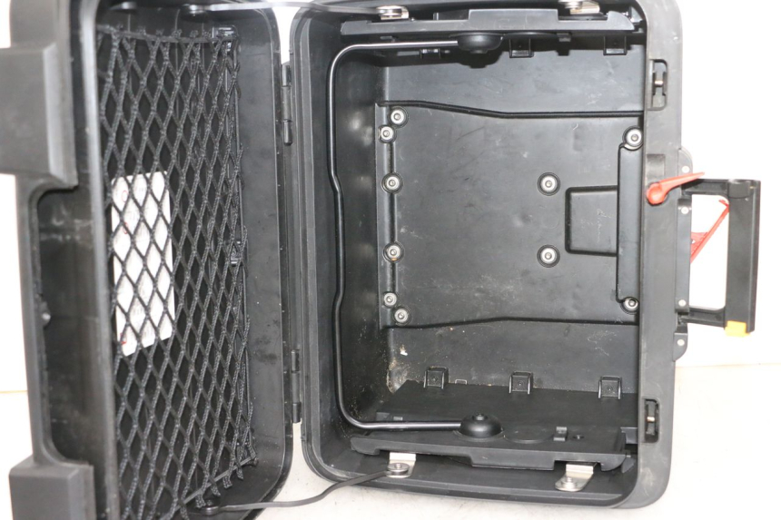 photo de TOP CASE BMW R GS 1250 (2021 - 2024) - Zoom état d’usage