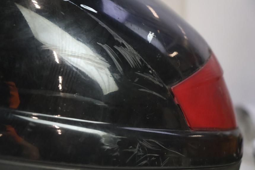 photo de TOP CASE PEUGEOT SATELIS 125 (2006 - 2009) - Détail de la pièce