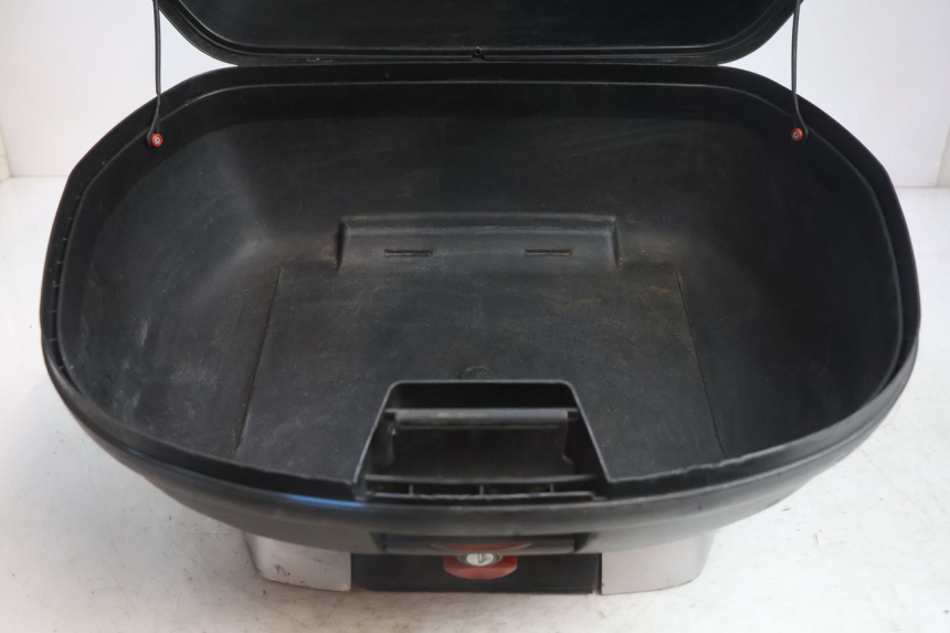 photo de TOP CASE PEUGEOT SATELIS 125 (2006 - 2009) - Vue produit