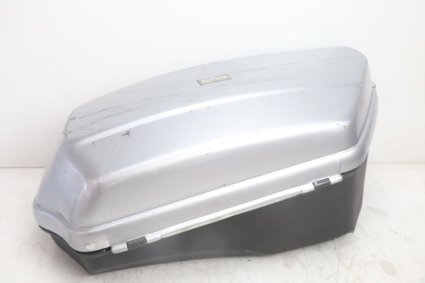 photo de TOP CASE APRILIA SCARABEO GT 125 (1999 - 2007) - Vue principale