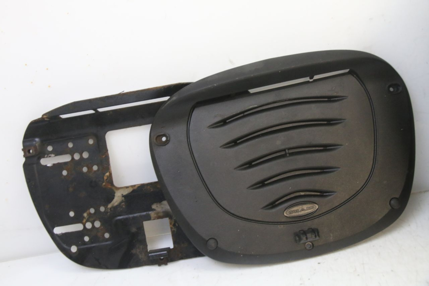 photo de TOP CASE PIAGGIO SUPER LX 125 (2000 - 2003)