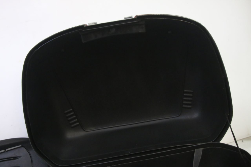 photo de TOP CASE PIAGGIO SUPER LX 125 (2000 - 2003)