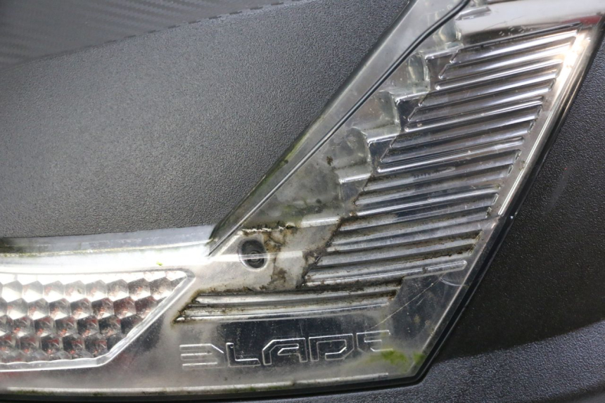 photo de TOP CASE PEUGEOT TWEET 4T 50 (2023 - 2025) - Focus structure