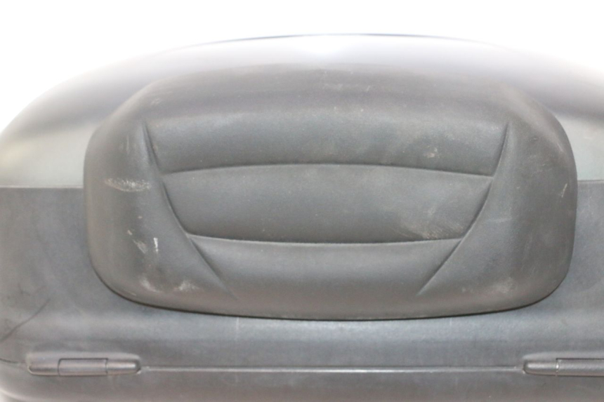 photo de TOP CASE YAMAHA X-MAX XMAX 125 (2010 - 2013) - Zoom composants