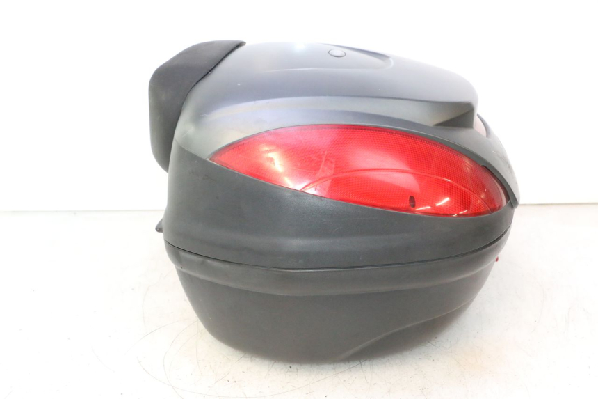 photo de TOP CASE YAMAHA X-MAX XMAX 125 (2010 - 2013) - Marquages et références