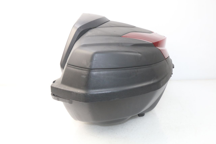 photo de TOP CASE YAMAHA YP X-MAX XMAX 400 (2014 - 2017) - Pièce contrôlée