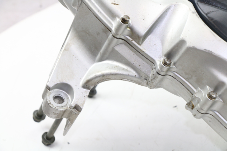 photo de TRANSMISSION ROUE  YAMAHA XP T-MAX 500 (2000 - 2003) - État de surface