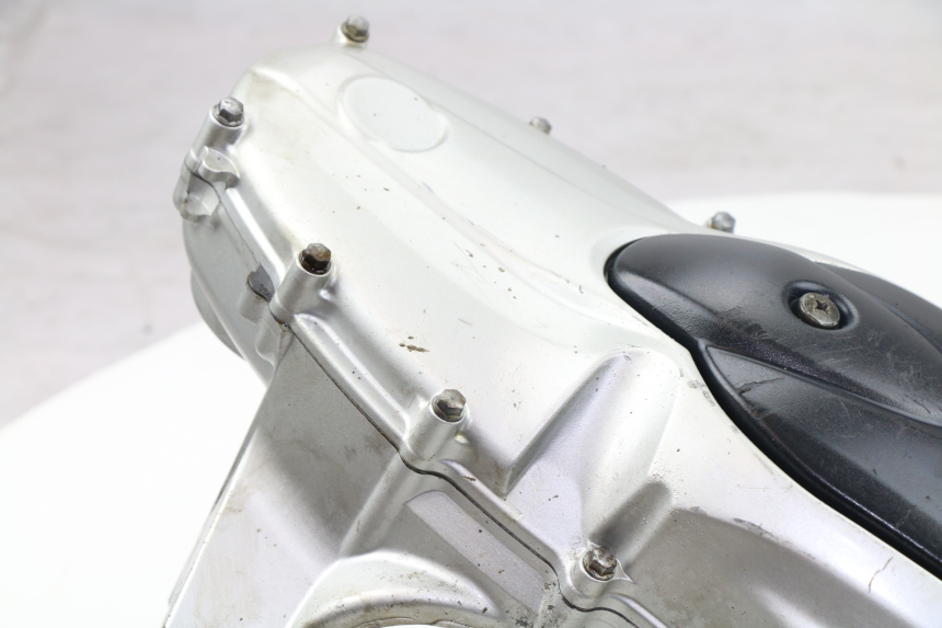 photo de TRANSMISSION ROUE  YAMAHA XP T-MAX 500 (2000 - 2003) - Gros plan technique