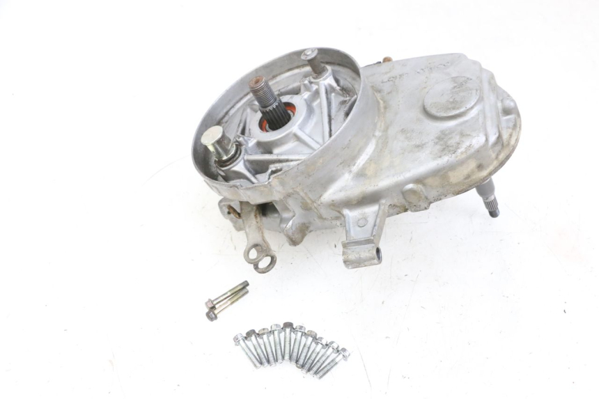 photo de TRANSMISSION ROUE KYMCO AGILITY 16+ 4T 50 (2018 - 2023) - Gros plan technique