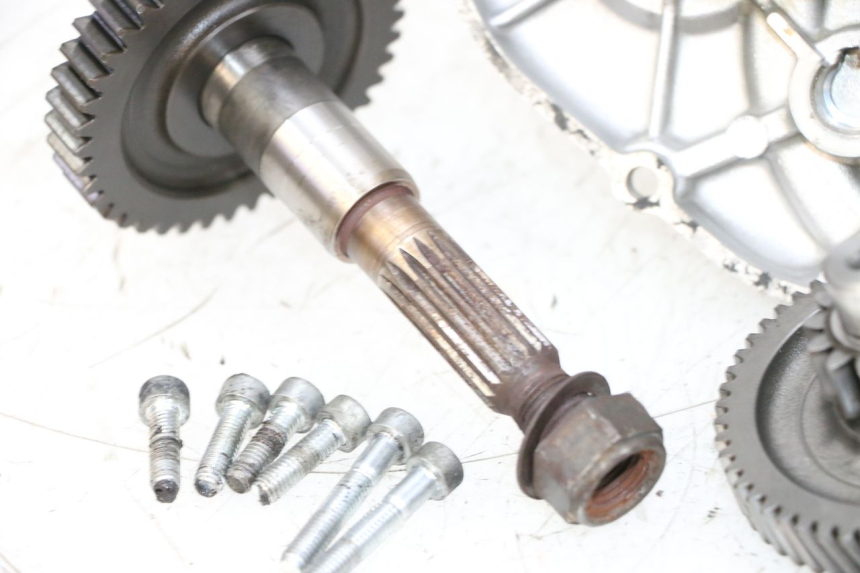 photo de TRANSMISSION ROUE  MBK BOOSTER SPIRIT NAKED 50 (2004 - 2017) - Détails caractéristiques