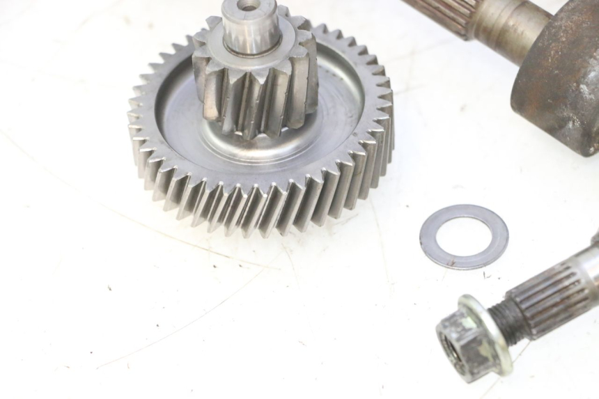 photo de TRANSMISSION ROUE SUZUKI BURGMAN 125 (2007 - 2014) - Détails caractéristiques