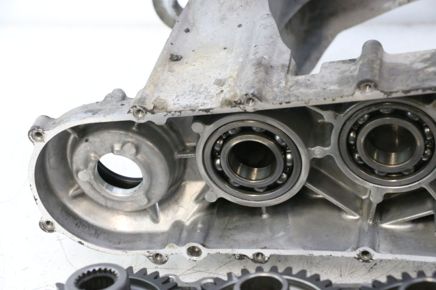 photo de TRANSMISSION ROUE  SUZUKI BURGMAN EXECUTIVE ABS 650 (2006 - 2012) - Autre angle de vue