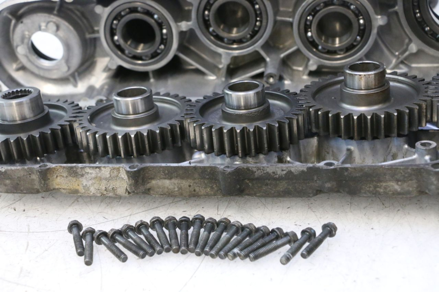 photo de TRANSMISSION ROUE  SUZUKI BURGMAN EXECUTIVE ABS 650 (2006 - 2012) - Gros plan technique
