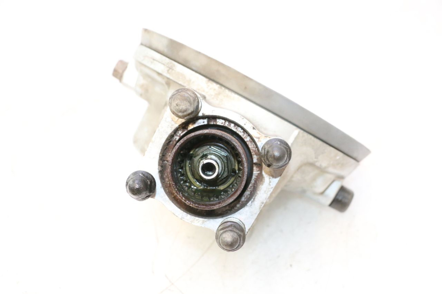 photo de TRANSMISSION ROUE  YAMAHA FJR 1300 (2001 - 2005) - Gros plan technique