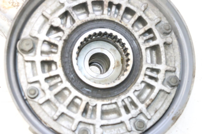 photo de TRANSMISSION ROUE  YAMAHA FJR 1300 (2001 - 2005) - État de surface