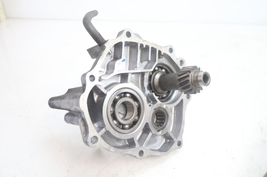 photo de TRANSMISSION ROUE  HONDA FJS SILVER WING SILVERWING 400 (2005 - 2008) - Vue d’ensemble