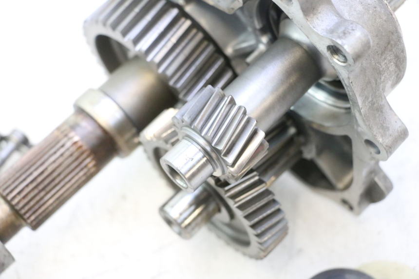 photo de TRANSMISSION ROUE  HONDA FJS SILVER WING SILVERWING 400 (2005 - 2008) - État de surface