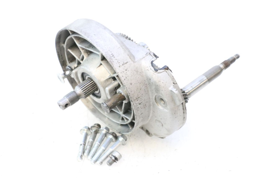 photo de TRANSMISSION ROUE PIAGGIO FLY 2T 50 (2004 - 2017) - Vue rapprochée