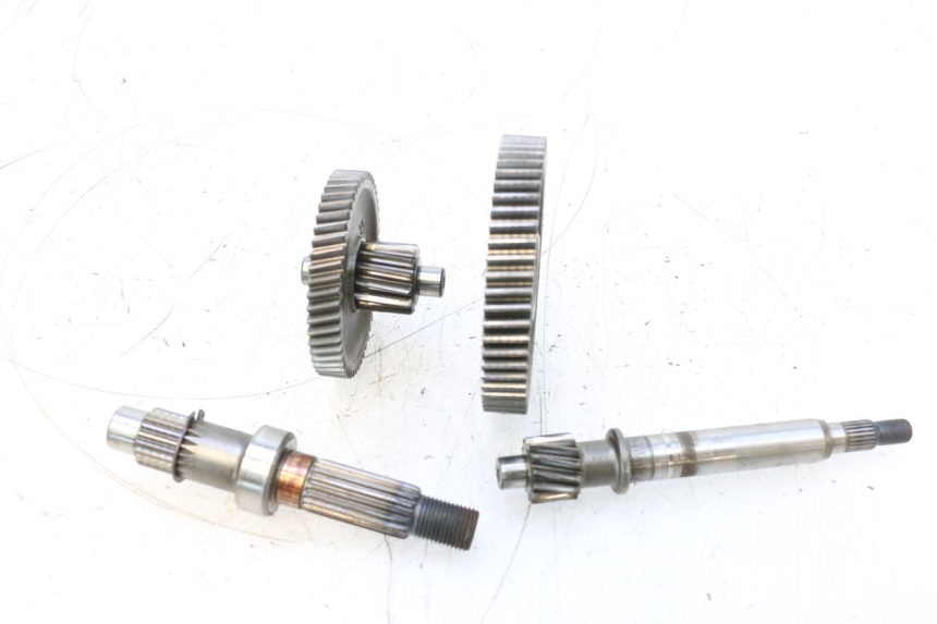 photo de TRANSMISSION ROUE SYM JET 14 4T 50 (2018 - 2022) - Gros plan technique