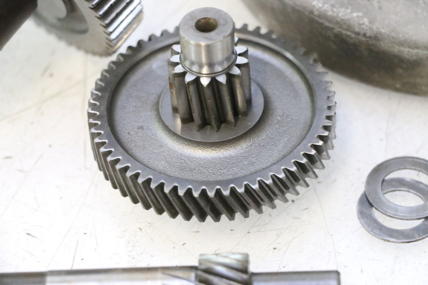 photo de TRANSMISSION ROUE  PIAGGIO LIBERTY 50 (1998 - 2003) - Angle alternatif