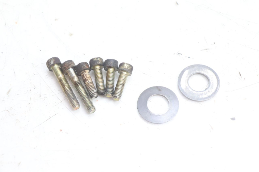 photo de TRANSMISSION ROUE  YAMAHA NEO'S NEOS 2T 50 (1998 - 2007) - Vue rapprochée