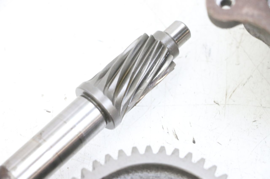 photo de TRANSMISSION ROUE  YAMAHA NEOS NEO'S 4T 50 (2008 - 2016) - Vue rapprochée