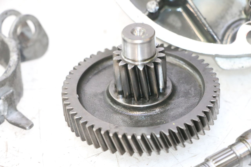 photo de TRANSMISSION ROUE  PIAGGIO NEW TYPHOON 50 (2018 - 2021) - Gros plan technique