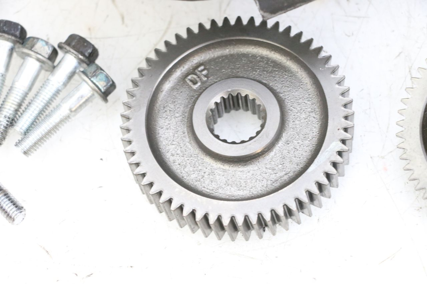 photo de TRANSMISSION ROUE SYM ORBIT III 3 4T 50 (2018 - 2021) - Vue rapprochée