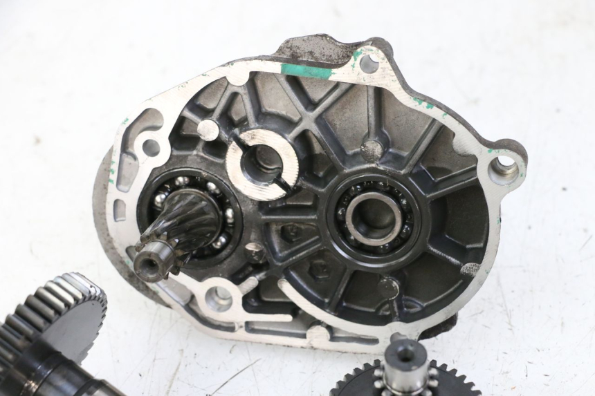 photo de TRANSMISSION ROUE  PEUGEOT ELYSTAR 50 (2002 - 2014)