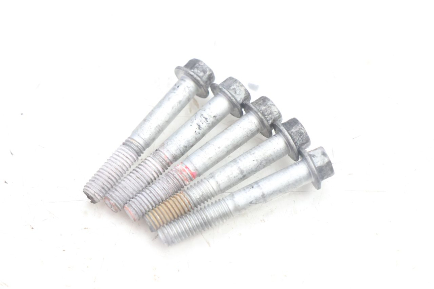 photo de TRANSMISSION ROUE  GILERA RUNNER SP 50 (2002 - 2004) - Détails caractéristiques