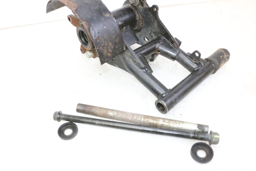 photo de TRANSMISSION ROUE  HYTRACK S 150 (2003 - 2011)