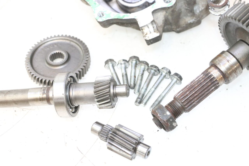 photo de TRANSMISSION ROUE  HONDA SCV LEAD 100 (2003 - 2007) - Vue rapprochée