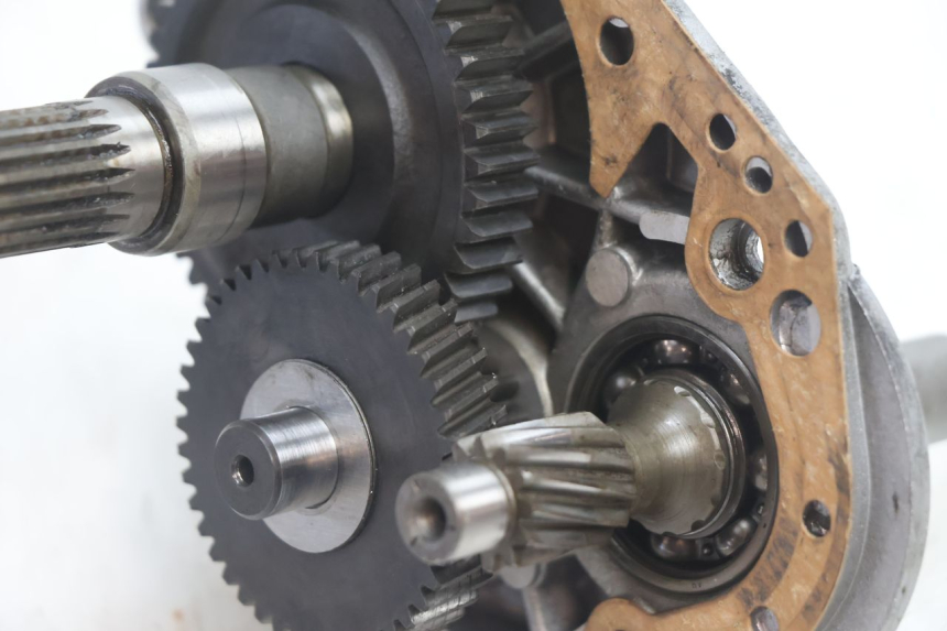 photo de TRANSMISSION ROUE  PEUGEOT TREKKER 50 (1995 - 2004) - Points de fixation