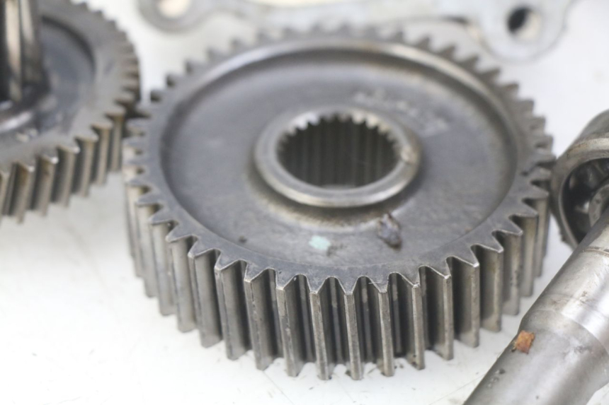 photo de TRANSMISSION ROUE  PEUGEOT TWEET 125 (2010 - 2017) - Vue rapprochée