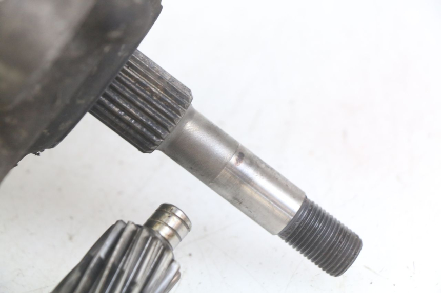 photo de TRANSMISSION ROUE  PEUGEOT TWEET 125 (2010 - 2017) - Marquages et références