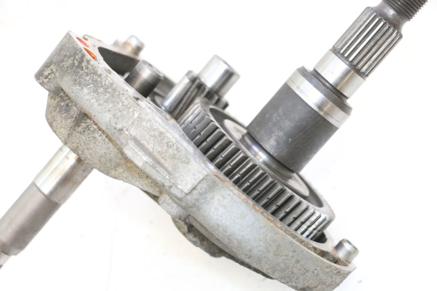 photo de TRANSMISSION ROUE  PIAGGIO TYPHOON 50 (2000 - 2009) - Gros plan technique