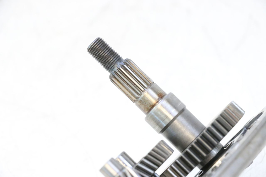 photo de TRANSMISSION ROUE  PEUGEOT VIVACITY NEW 2T 50 (2008 - 2017) - Gros plan technique