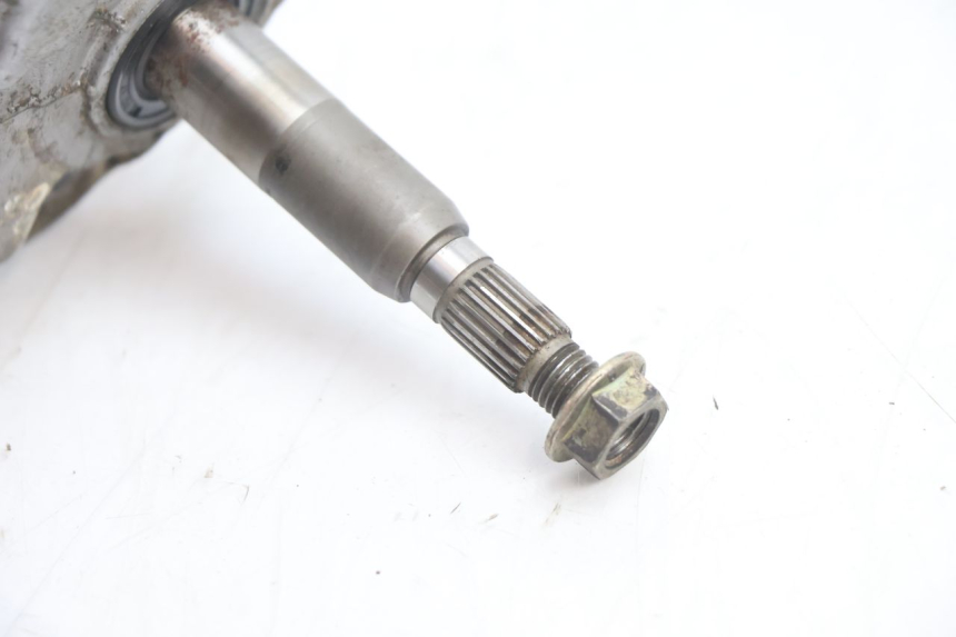 photo de TRANSMISSION ROUE  PEUGEOT VIVACITY 50 (2004 - 2009) - Gros plan technique