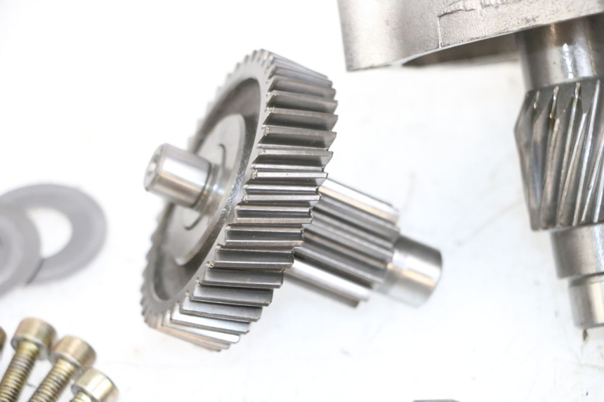 photo de TRANSMISSION ROUE YAMAHA YP MAJESTY 125 (2002 - 2006) - Points de fixation