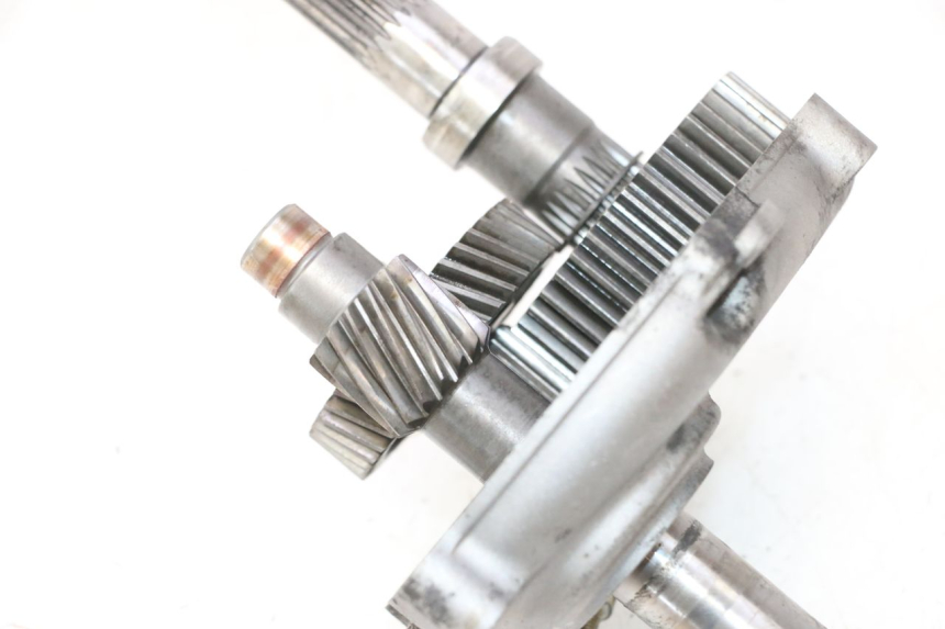 photo de TRANSMISSION ROUE YAMAHA YP MAJESTY 125 (1998 - 2001) - Gros plan technique