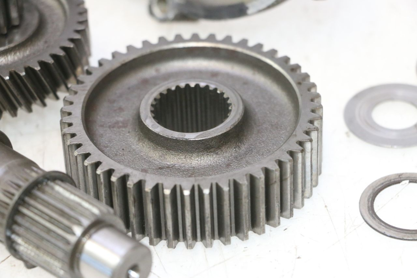 photo de TRANSMISSION ROUE  YAMAHA YP MAJESTY 125 (2007 - 2010) - Vue rapprochée