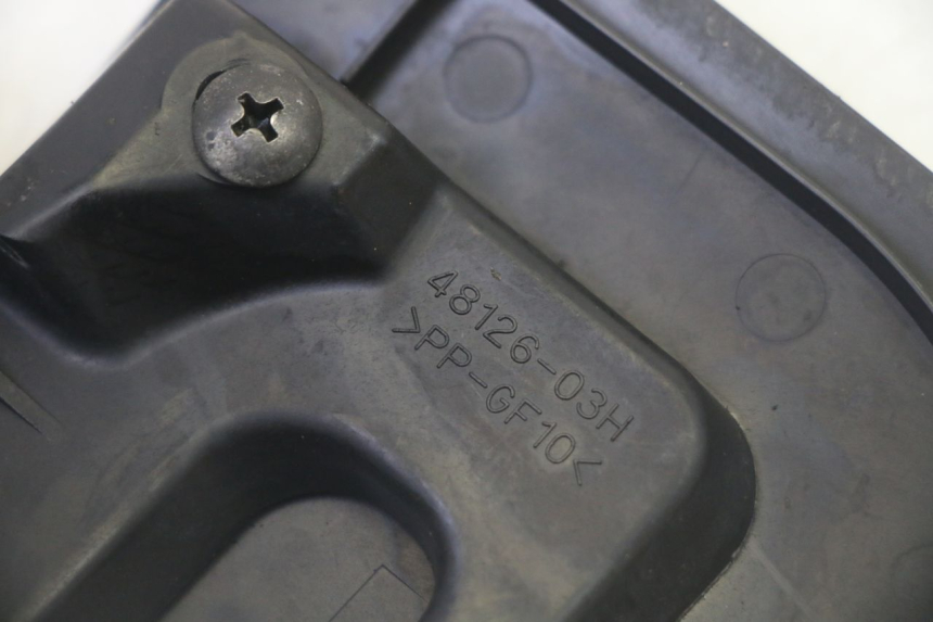 photo de TRAPPE ESSENCE SUZUKI BURGMAN 125 (2007 - 2014)